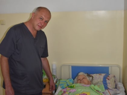 Поставил пациентку на ноги