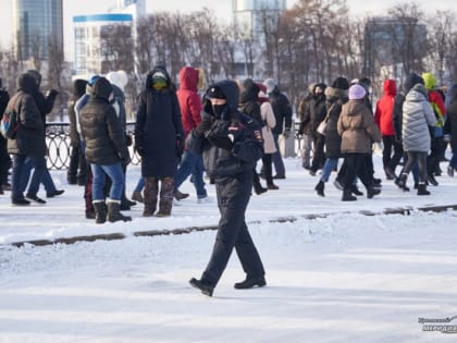 КПРФ поддержала инициативу снижения тарифов на электричество свердловского губернатора