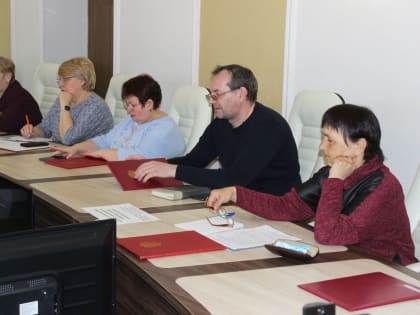 В центре внимания волонтёры и мосты