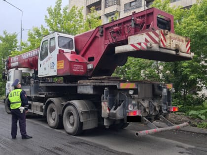 В Нижнем Тагиле сотрудники ГИБДД устанавливают обстоятельства наезда на пешехода