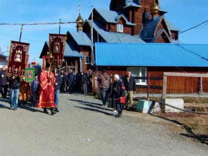 В Екатеринбурге прошёл крестный ход, посвящённый началу учебного года
