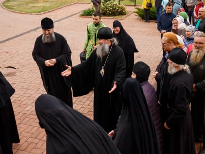 Митрополит Евгений совершил Божественную литургию в Свято-Симеоновском подворье в селе Меркушино