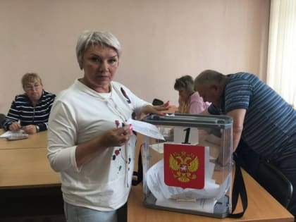 Обновленные составы УИК проводят первые организационные заседания