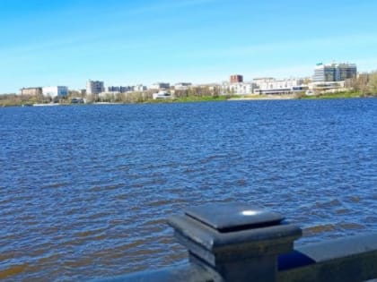 Близкий заплыв: в Нижнем Тагиле ввели новые правила для любителей покататься на САП-бордах