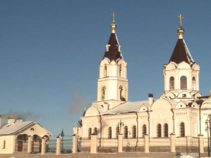 В Новоипатово прихожанам продемонстрировали проект росписи храма