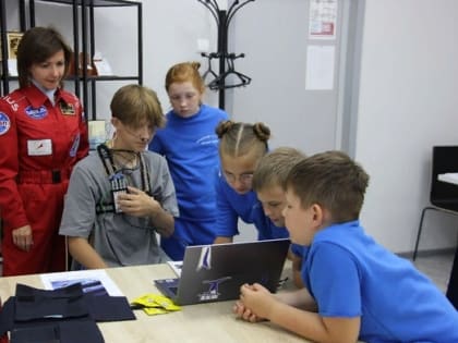 Школьники Верхней Пышмы примерили на себя жизнь на МКС и узнали много нового о звездах