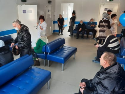 Диабетику срочно нужен рецепт на лекарство, но попасть на прием невозможно - талонов нет на две недели вперед