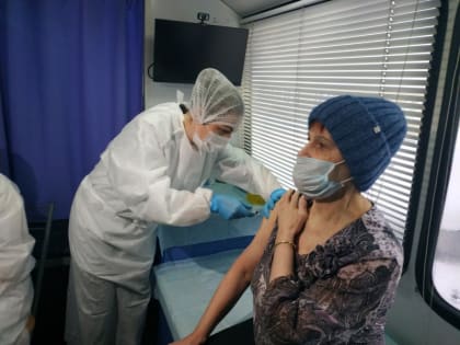 На Урале отменили обязательную вакцинацию от ковида