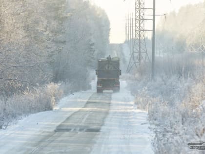 На Среднем Урале из-за снегопадов ограничили движение на дорогах вокруг Асбеста