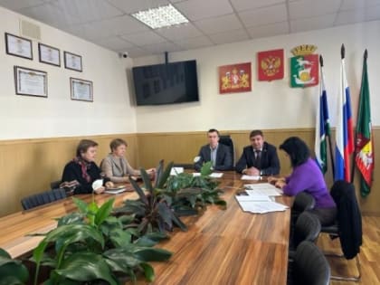 Состоялось заседание комиссии по вопросам местного самоуправления и этике