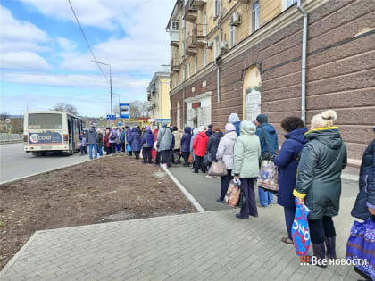 Радоница радует: на Краснознамённой неожиданно исчезли многокилометровые пробки