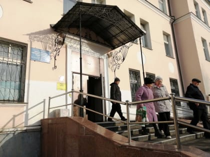 Медкомиссия: в поликлинике увеличено время приема краснотурьинцев, устраивающихся на работу