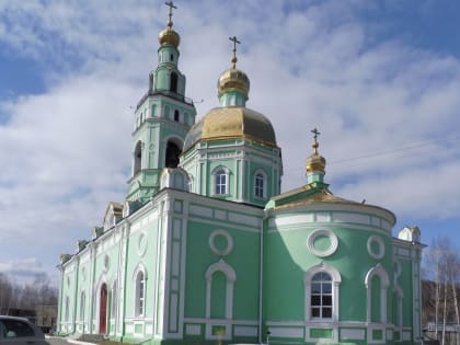 Продолжение экскурсии по Свято-Троицкому собору
