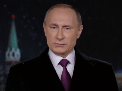 Владимир Путин поздравил россиян с новым 2022 годом