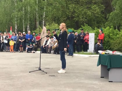 Екатерина Есина приняла участие в празднике, посвященном Дню Пограничника