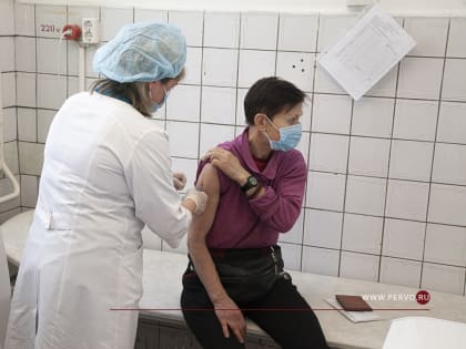 В минздраве рассказали, когда в больницах появится вакцина от ковида