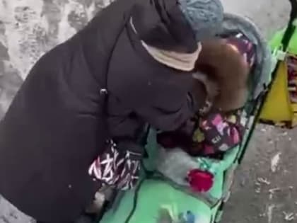 В Югре женщина избила малолетнюю дочь за то, что она неправильно крестится