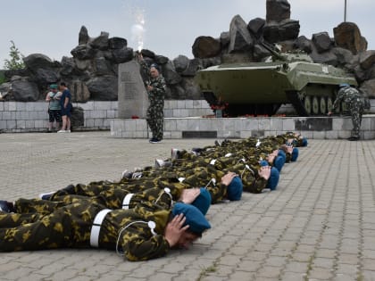 Сегодня в Краснотурьинске празднуют День пограничника