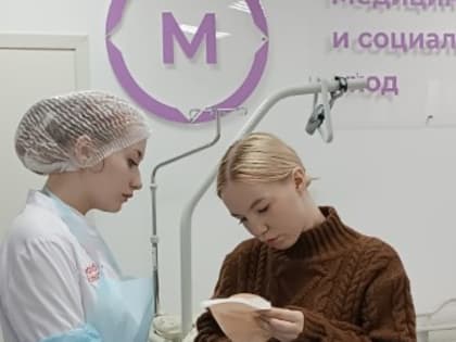 Будущие медсестры во Всемирный день больного провели тематические мастер-классы