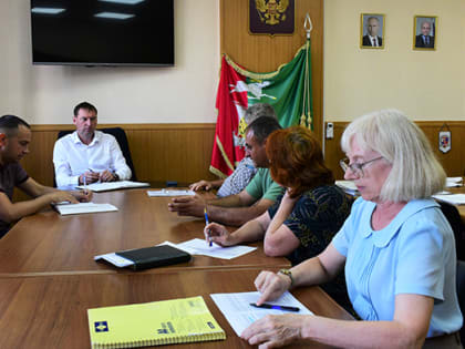 Дальнейшие работы по ремонту дороги по ул. 9 Мая обсудили участники совещания