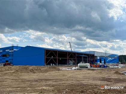 Журналистов спустили на самое дно нового мусорного полигона в Нижнем Тагиле (фото)