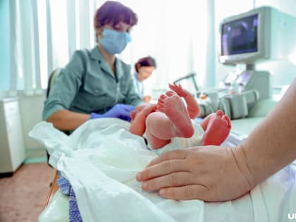 Более тысячи уральских семей в 2022 году стали родителями благодаря программе бесплатного ЭКО