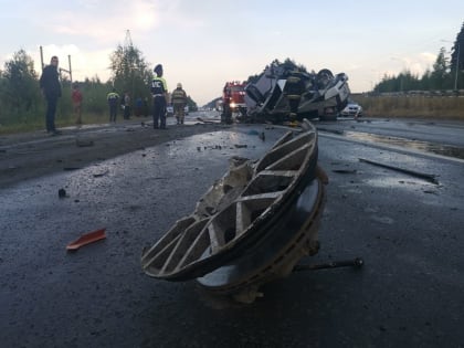 Водитель Cadillac погиб в лобовом ДТП с КамАЗом на Режевском тракте