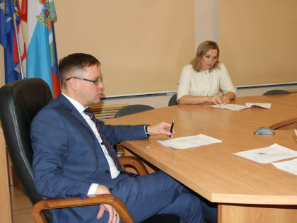 Анна Соломеина обсудила строительство бассейна и  легкоатлетического манежа в Каменске-Уральском