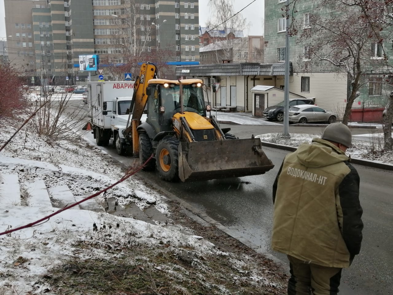 Водоканал новокузнецк. Водоканал-НТ Нижний Тагил. Авария на водопроводе. Нижнетагильский Водоканал Моденова. Водоканал-НТ Нижний Тагил аварийка.