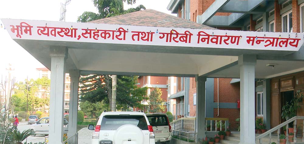 पाँच समस्याग्रस्त सहकारीका १३५ साना बचतकर्ताको रकम फिर्ता 1