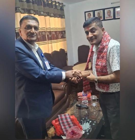 आयुर्वेदको नाममा अनलाइन बजारको धन्दा, नयाँ नेतृत्वले लगाउला लगाम ? 1