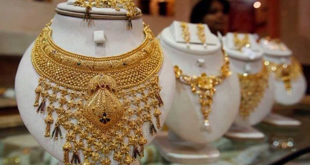 सुनचाँदीको मूल्य बढ्यो, छापावाल सुन प्रतितोला २ लाख ९४ हजार ८०० पुग्यो 1