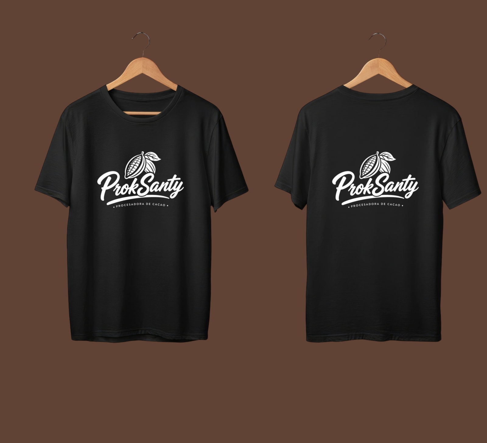 Camisetas negras con el logo de Proksanty estampado al frente y en la espalda.