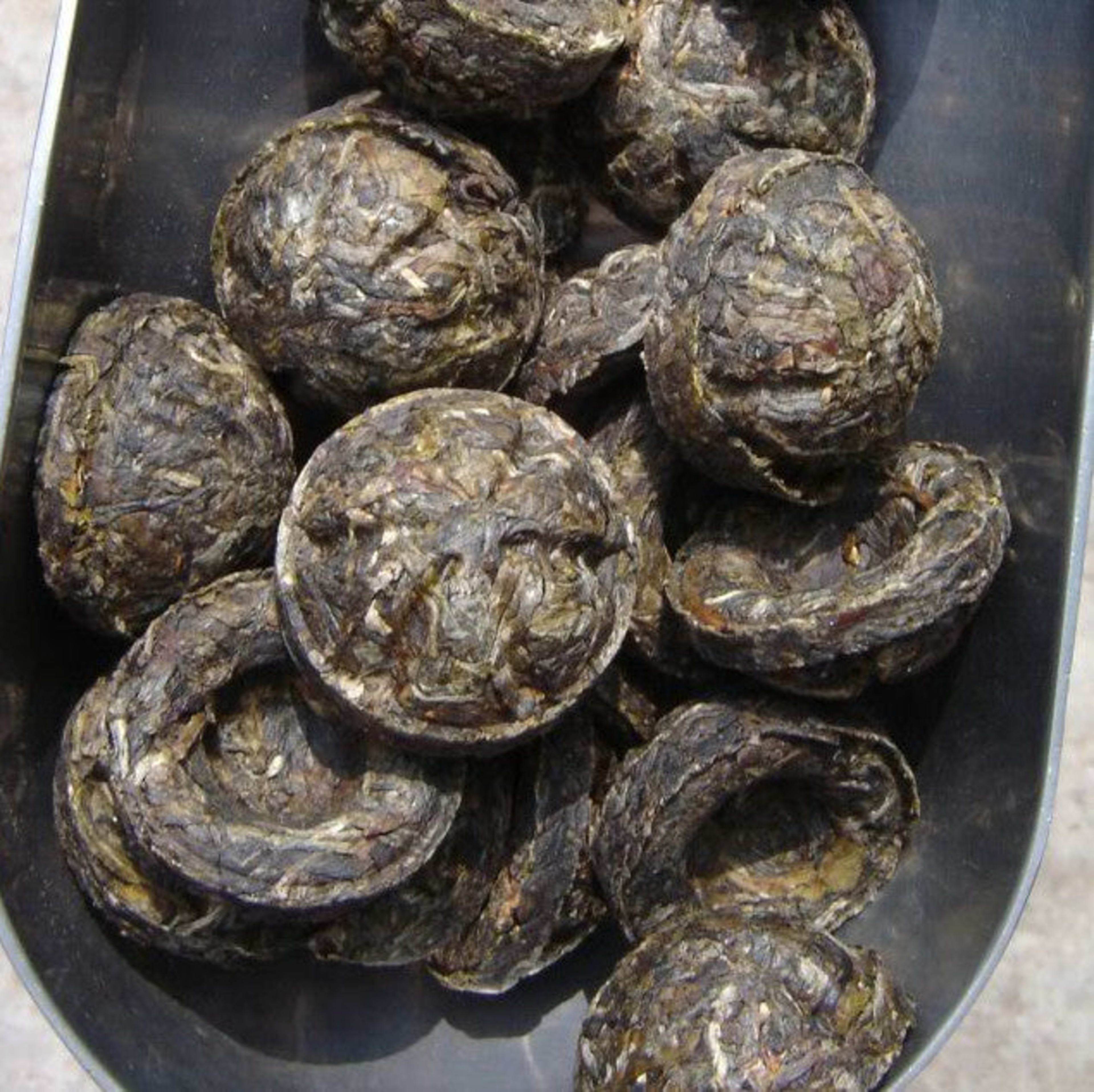 Premium Raw Pu-erh "Melon Tuo Cha Tea"