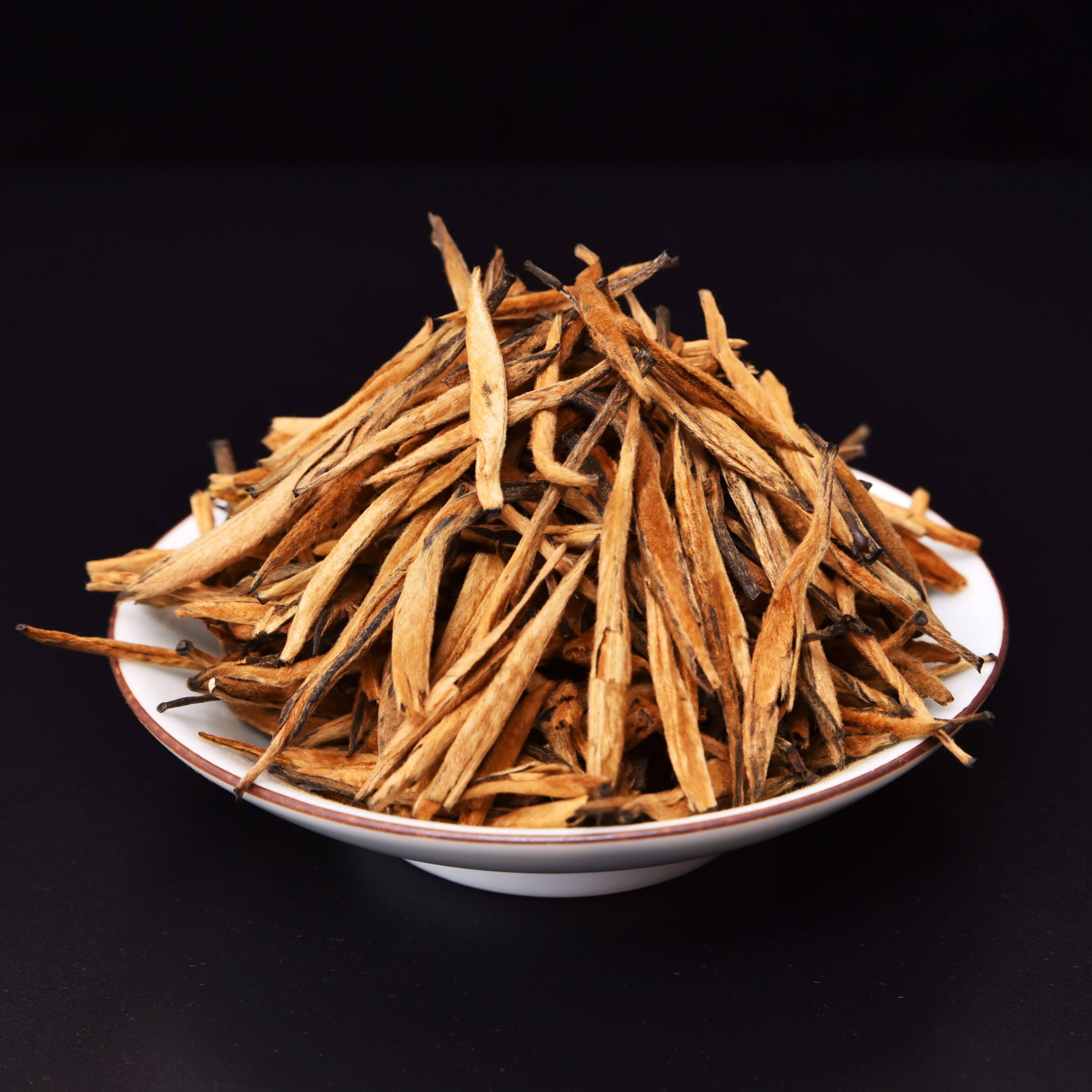 Feng Qing #17 Pure Bud Golden Needle Black Tea