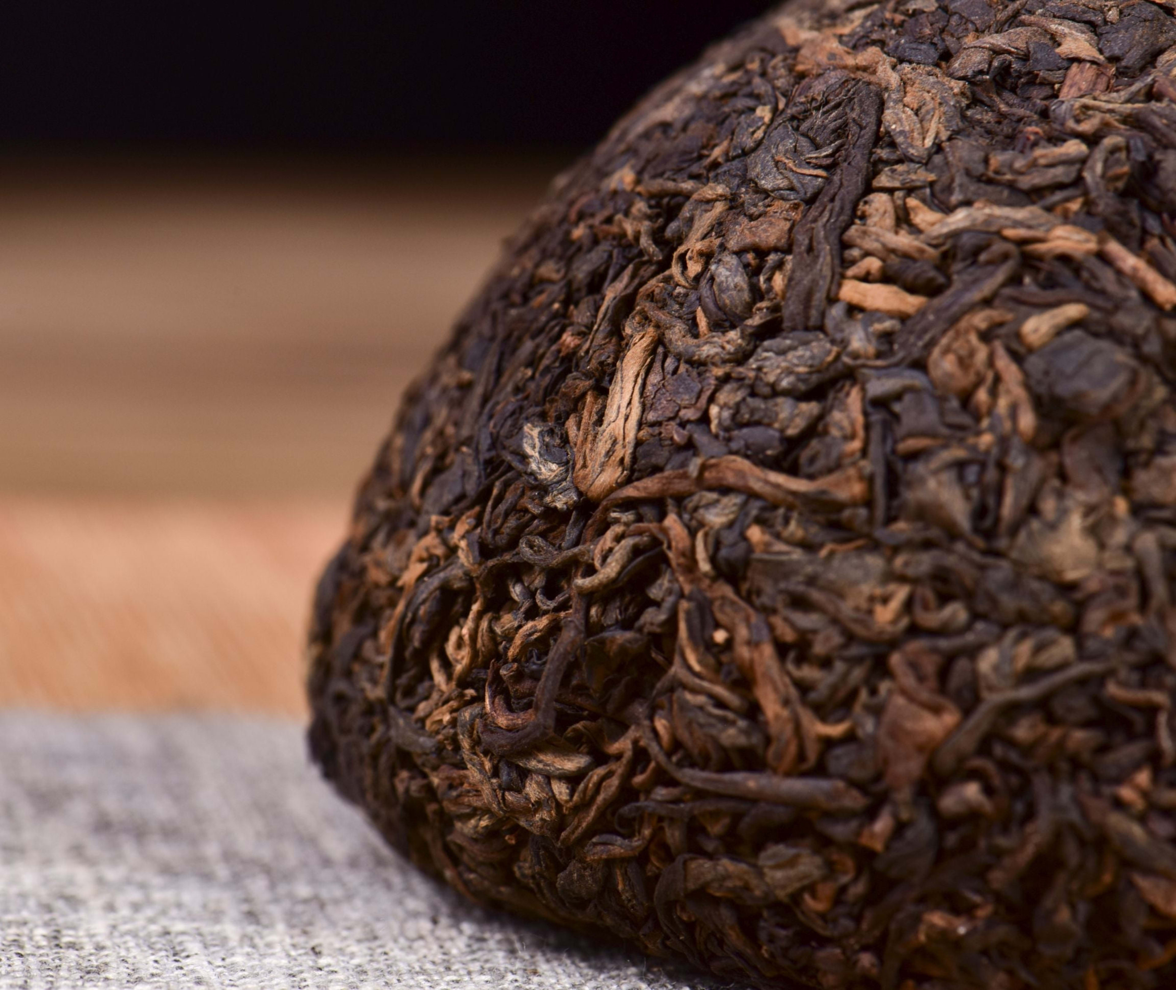 2006 Jinggu "Nuo Mi Xiang" Rice Scent Ripe Pu-erh Tea Tuo