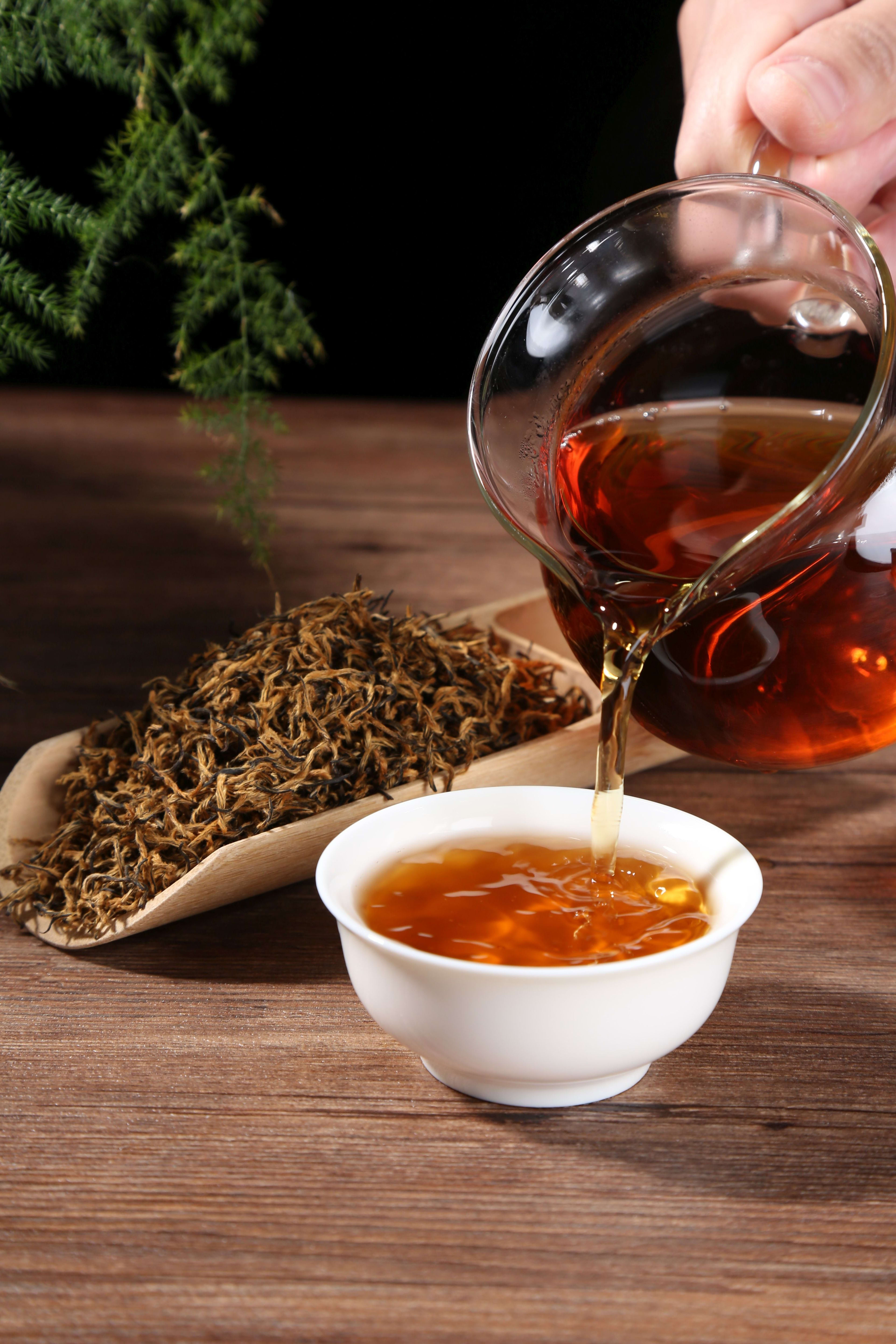 Imperial Yixing Hong Black Tea from Jiangsu