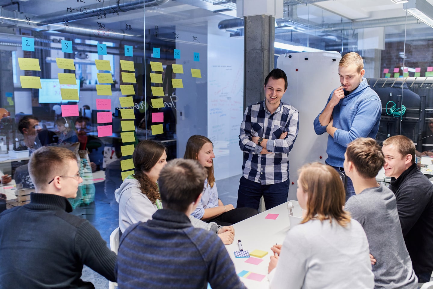 Guide to Efficient Sprint Review Meetings Guide to Efficient Sprint Review Meetings