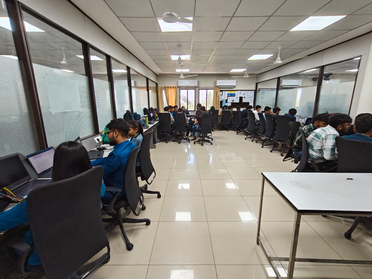Peer-to-Peer Learning Sessions on Machine Learning