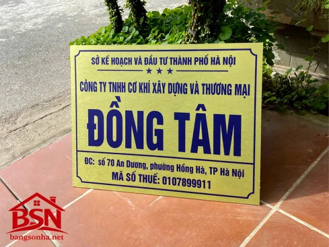 Bảng tên công ty alu đẹp sang trọng bền chắc uy tín giá rẻ cho bảng tên công ty hiện đại