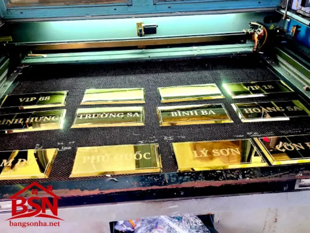 Bảng tên phòng Inox sang trọng cao cấp đẹp bền uy tín giá rẻ thi công nhanh hiện đại