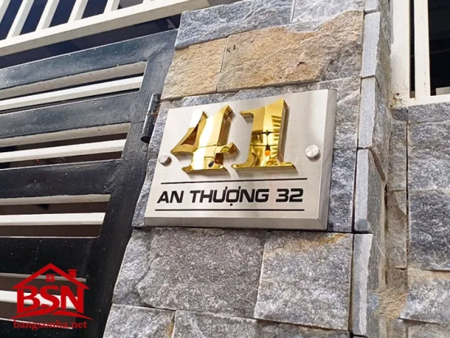 Bảng số nhà inox chữ nổi sang trọng giúp nâng tầm mặt tiền