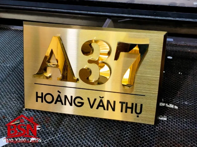 Bảng số nhà inox chữ nổi đẹp hiện đại cho gia chủ yêu sự tinh tế