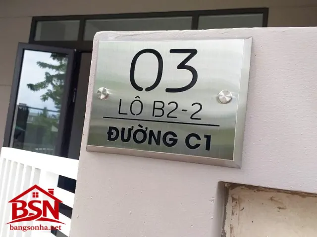 Bảng số nhà inox in UV cao cấp bền chắc cho sử dụng lâu dài