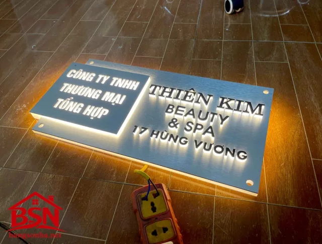Bảng Số Nhà Alu Có Đèn đẹp sang trọng thi công nhanh theo yêu cầu