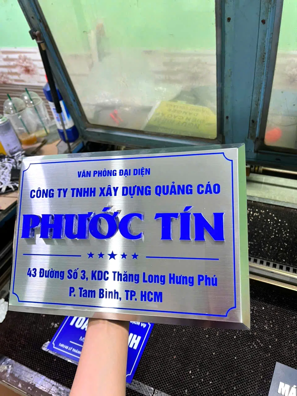 Bảng Tên Công Ty Inox Chữ Nổi Sang Trọng