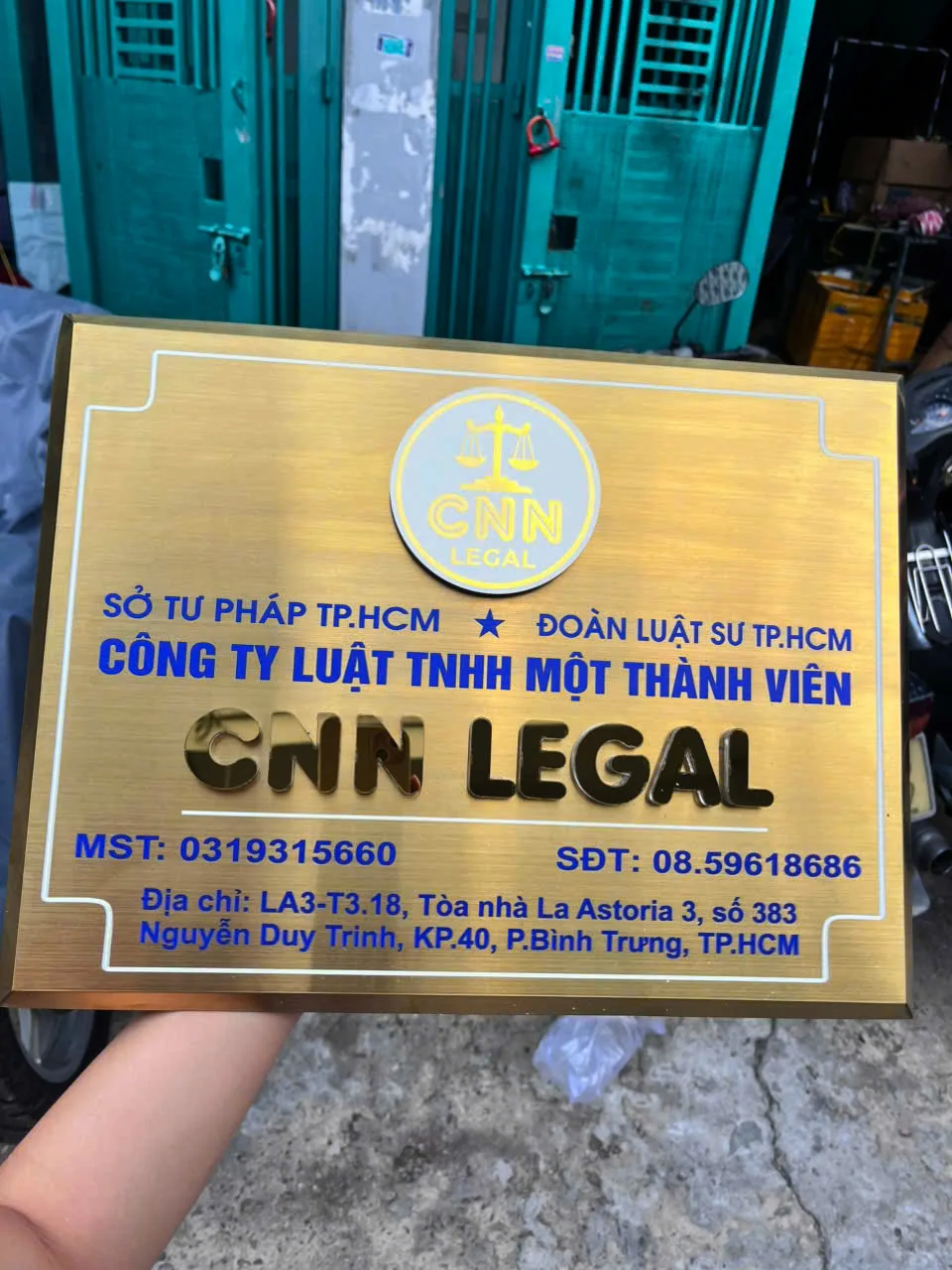 Biển Hiệu Công Ty Inox In Logo Công Ty có chữ nổi tinh tế