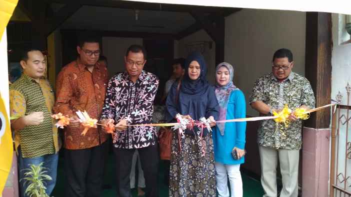 peresmian balai inspirasi di kota Cimahi kerjasama Rumah Zakat dan ZIS Indosat.