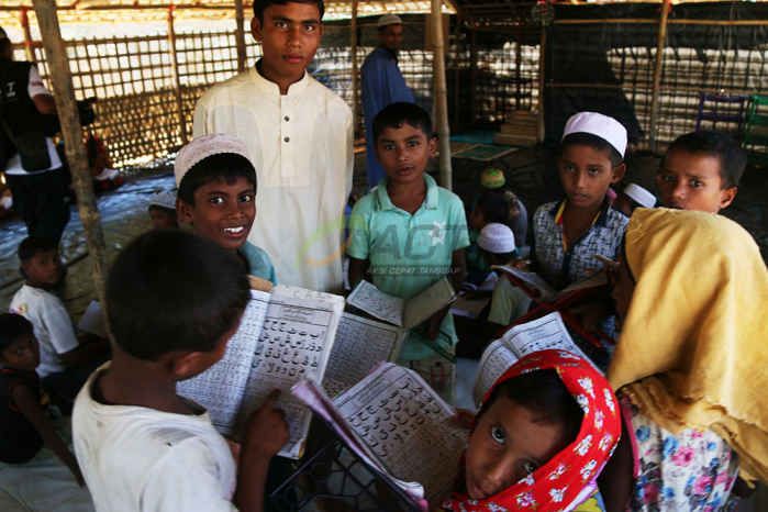 Anak-anak pengungsi Rohingya. (Foto: ACT)