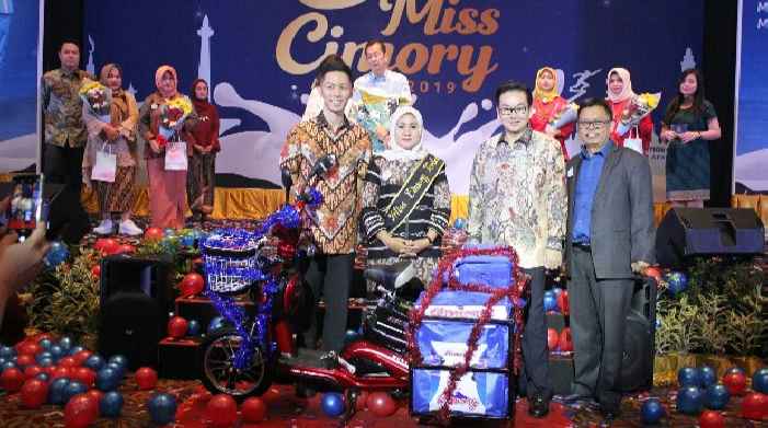 Choiriyah saat dinobatkan sebagai Miss Cimory terbaik 2018 (foto: ist)